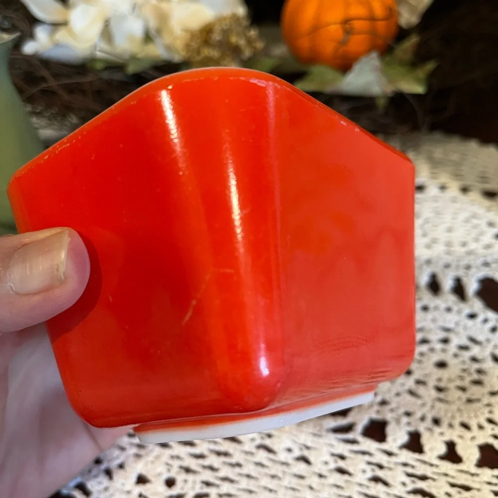 Pyrex Red Glass Container - Picture 6 of 16